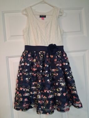 The Children's Place White Lace Sleeveless Top Navy Floral Skirt Dress 7/8